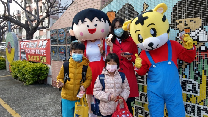 扮一下小丸子、巧虎、可愛虎，與大家同歡