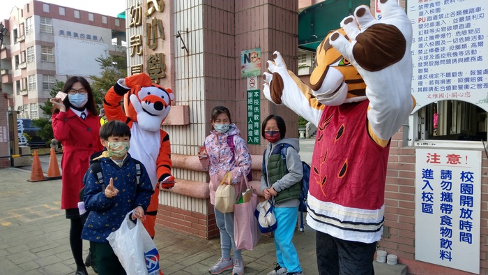 扮一下小丸子、巧虎、可愛虎，與大家同歡