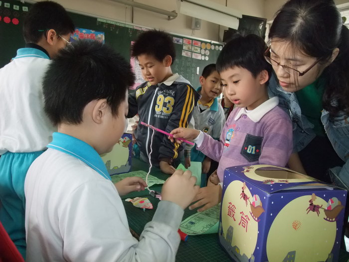 幸福的科學園遊會照片大圖