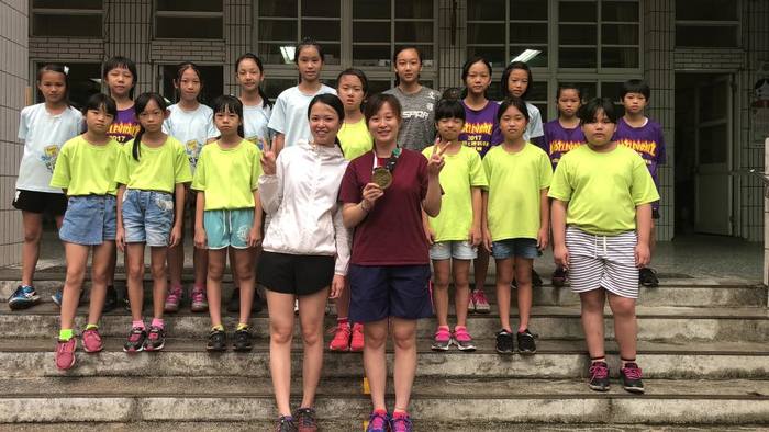 文雅校友揚威亞洲，獲2018印尼亞運保齡球團體賽銅牌照片大圖
